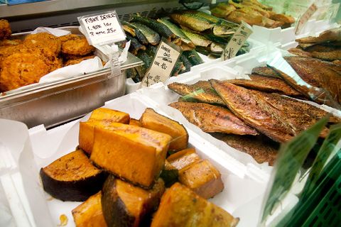 Stort udvalg af røget fisk
